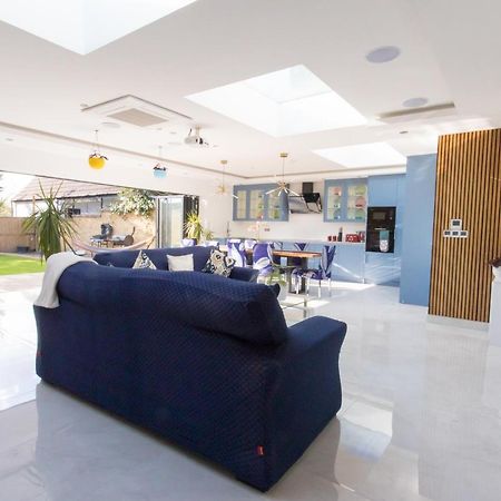 Legoland Heathrow Windsor Apartment Hotel Slough Zewnętrze zdjęcie