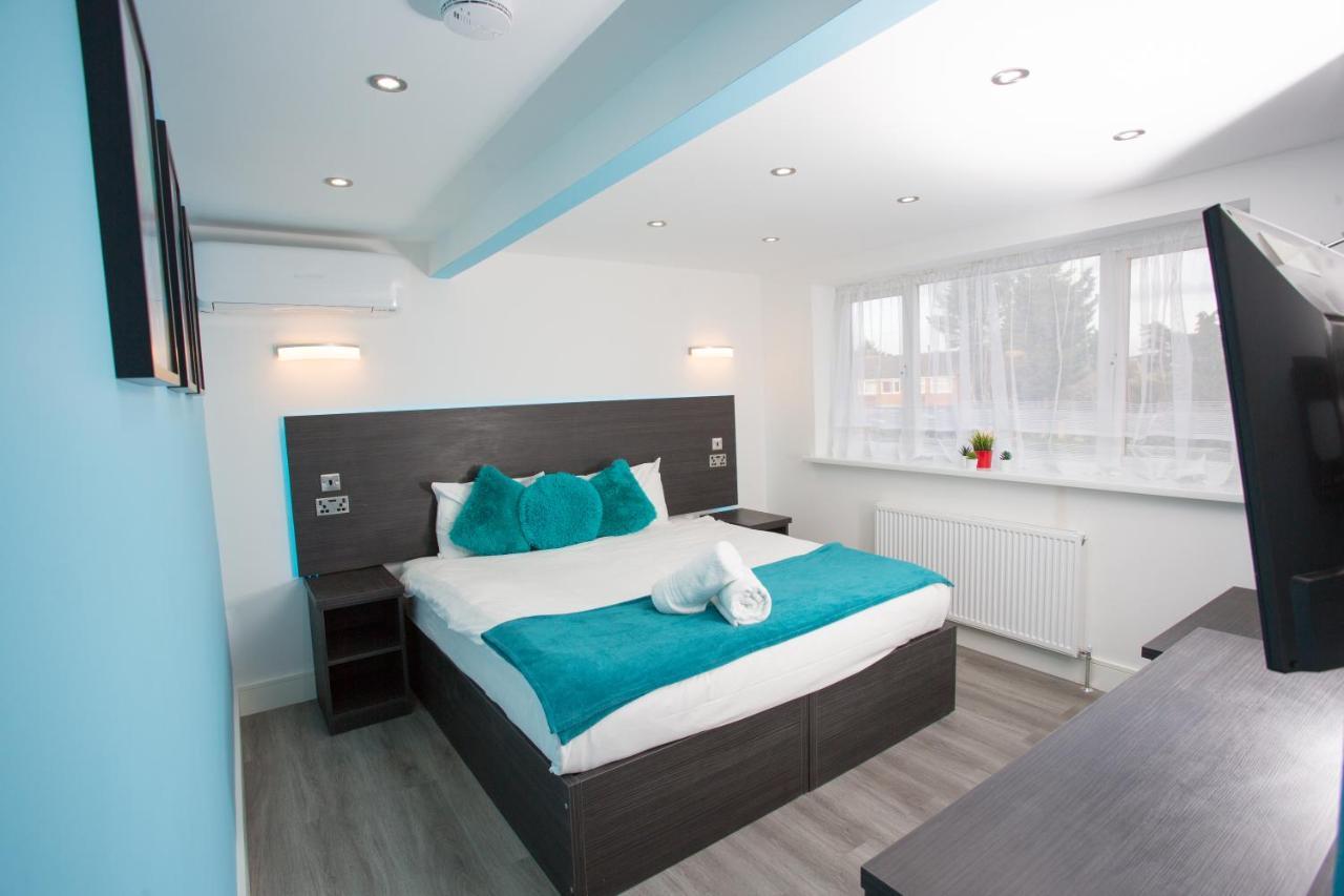 Legoland Heathrow Windsor Apartment Hotel Slough Zewnętrze zdjęcie