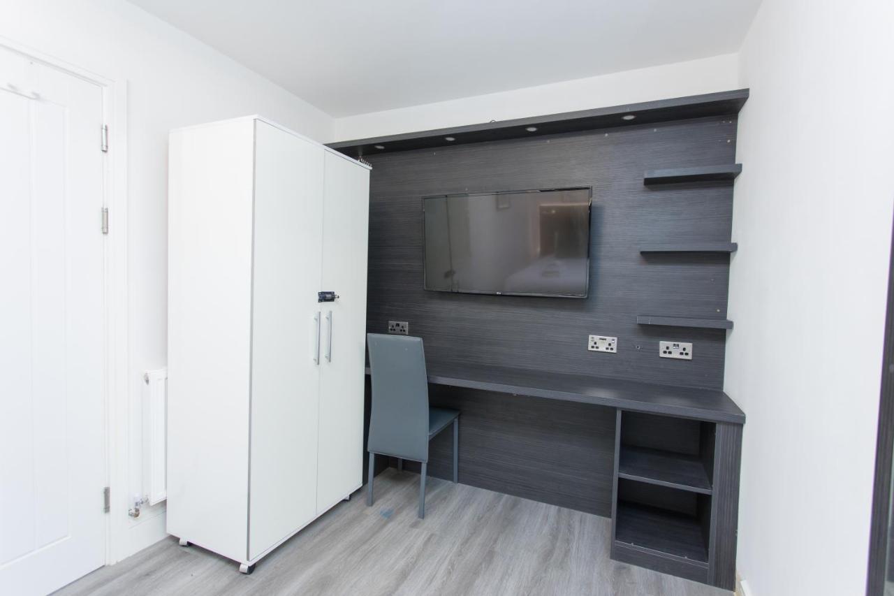 Legoland Heathrow Windsor Apartment Hotel Slough Zewnętrze zdjęcie